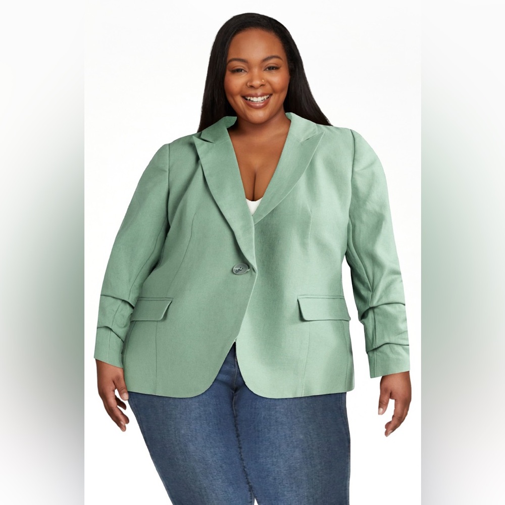 💚 LIKE NEW💚 Linen-Blend Blazer from Sofia Jeans
